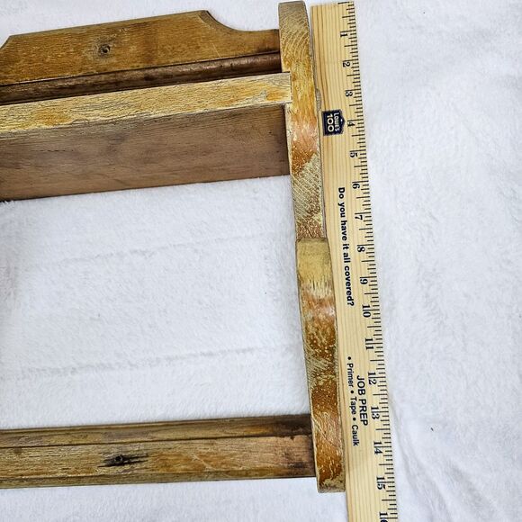 Primitive Vintage 1983 Wooden Paper Towel Holder Shelve Made by A. G. Battles - Picture 8 of 10